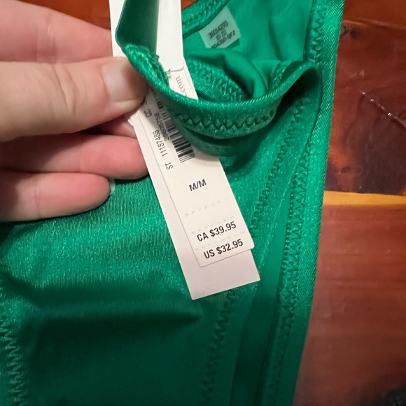 Victoria’s Secret Emerald Green Shine Strap Brazilian Bikini Bottom NWT - Picture 4 of 5